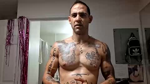 Snapshot of geekedoutlabs chatting on 3, 10, 2025 Zanecubano online show from 3, 10, 2025