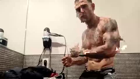 Snapshot of geekedoutlabs chatting on 15, 10, 2025 Zanecubano online show from 15, 10, 2025