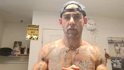 Snapshot of geekedoutlabs chatting on 20, 10, 2025 Zanecubano online show from 20, 10, 2025