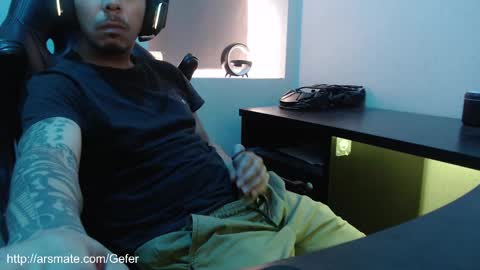 Snapshot of gefeeer chatting on 30, 10, 2025 gefeeer online show from 30, 10, 2025