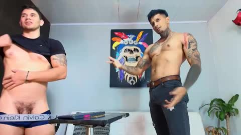 Snapshot of gendersonfit chatting on 20, 12, 2024 gendersonfit online show from 20, 12, 2024