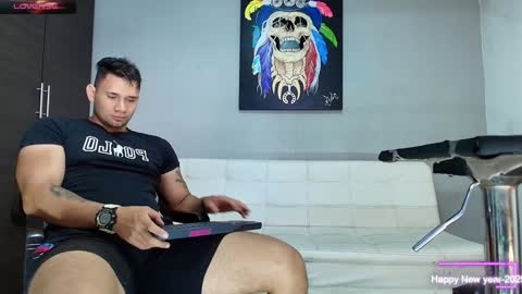 Snapshot of gendersonfit chatting on 2, 2, 2025 gendersonfit online show from 2, 2, 2025