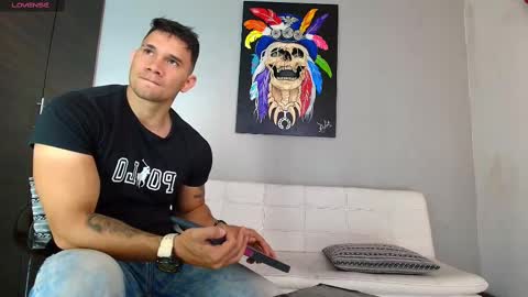 Snapshot of gendersonfit chatting on 12, 2, 2025 gendersonfit online show from 12, 2, 2025