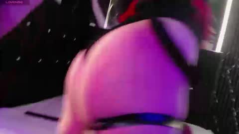 Snapshot of genesisrea__ chatting on 21, 10, 2025 genesisrea__ online show from 21, 10, 2025