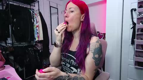Genny Rock   and  online show from 5, 5, 2026