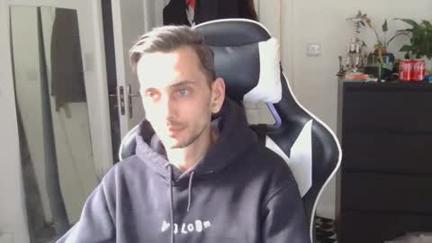 georgek0011 online show from 31, 3, 2026