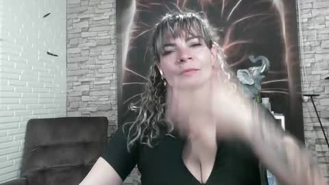 Georgina  online show from 26, 2, 2025