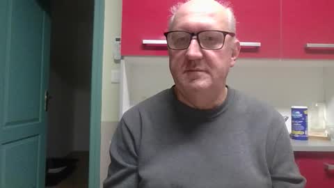 Snapshot of gerardlp131313 chatting on 27, 10, 2025 gerardlp131313 online show from 27, 10, 2025