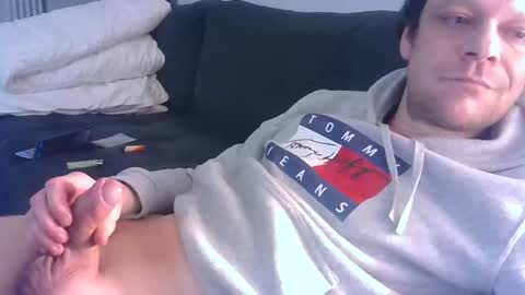 Snapshot of german33bi chatting on 2, 2, 2025 German33FFM1 online show from 2, 2, 2025