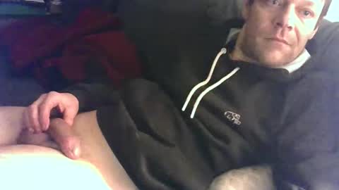 Snapshot of german33bi chatting on 21, 11, 2025 German33FFM1 online show from 21, 11, 2025