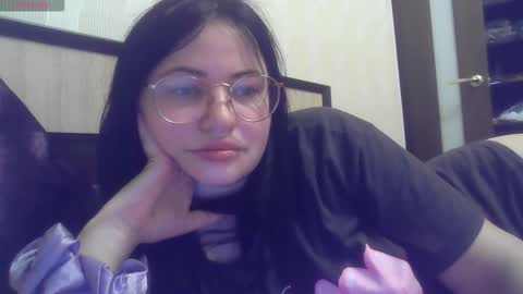 Eva online show from 4, 11, 2025