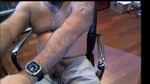 Snapshot of geronimo_431 chatting on 21, 1, 2025 Daddy Jokes online show from 21, 1, 2025