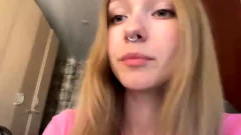 Sophie online show from 17, 6, 2026