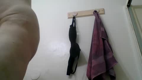 gezuz42069 online show from 12, 1, 2025