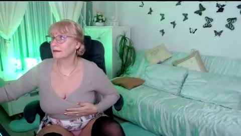 Ghertrudequeen online show from 22, 11, 2025