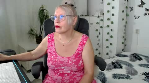 Ghertrudequeen online show from 4, 8, 2026