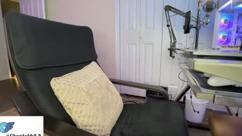 big boy ghost face online show from 17, 1, 2026