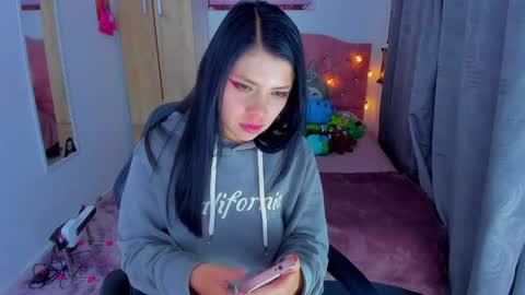 giaaaa   online show from 20, 12, 2024