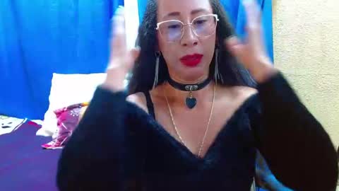 Gia  online show from 6, 6, 2026