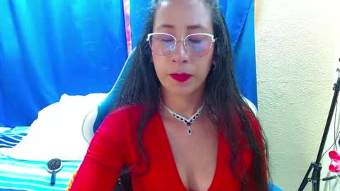 Gia  online show from 8, 6, 2026