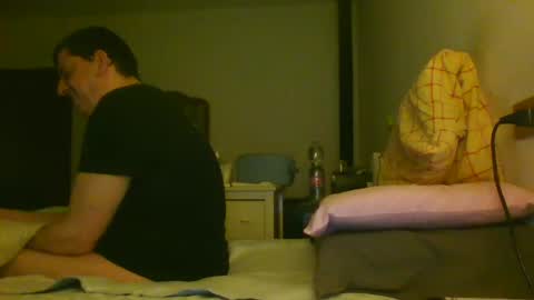 Snapshot of giaco1982 chatting on 4, 3, 2025 samuel online show from 4, 3, 2025