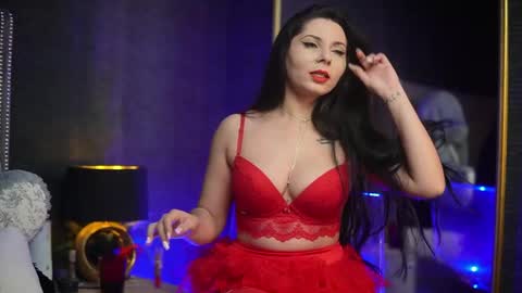  Gia  online show from 28, 4, 2026