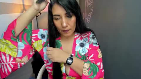 Snapshot of giafox_ chatting on 3, 3, 2025 G I A  FOX online show from 3, 3, 2025