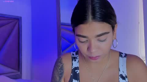 Gia  online show from 1, 7, 2026