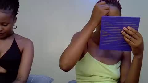 Snapshot of gianna_012 chatting on 23, 9, 2025 ENNY online show from 23, 9, 2025