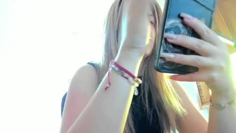 GiaRoussel online show from 24, 3, 2026