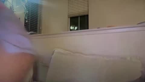 giathelibra online show from 21, 9, 2025