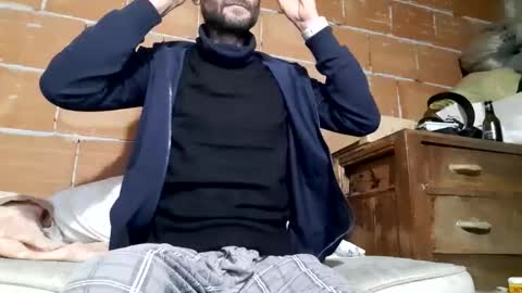 Snapshot of gicobest chatting on 27, 11, 2025 Corrado online show from 27, 11, 2025