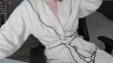 gigihadd online show from 29, 11, 2025