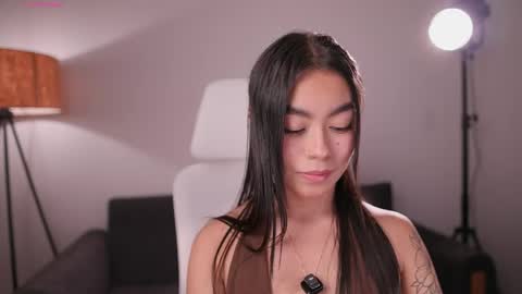 GIGI online show from 30, 4, 2026