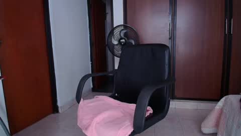 Sharlotte  online show from 27, 2, 2025