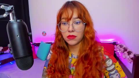 Snapshot of gigimooon chatting on 17, 9, 2025 gigimooon online show from 17, 9, 2025