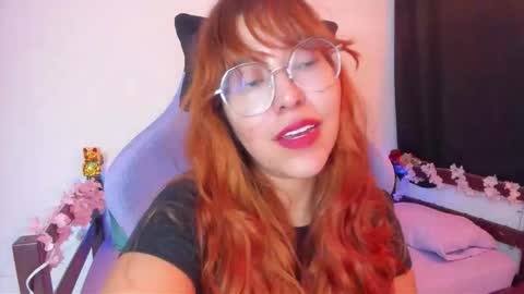 gigimooon online show from 3, 11, 2025