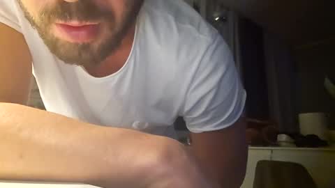 gigis111 online show from 1, 1, 2025
