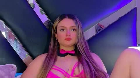 Giigii online show from 4, 3, 2026