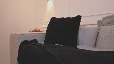 Snapshot of giigii_hadidd chatting on 1, 7, 2026 Giigii Hadid online show from 1, 7, 2026
