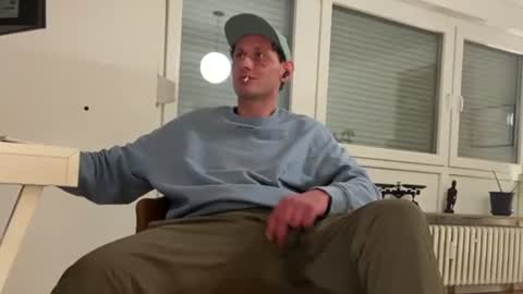 Sebastian online show from 17, 10, 2025