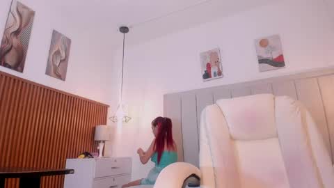 Snapshot of gimenalara chatting on 15, 4, 2026 Gimena online show from 15, 4, 2026