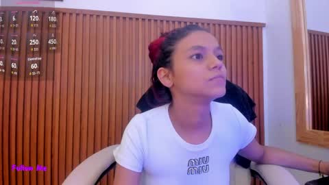 Snapshot of gimenalara chatting on 24, 4, 2026 Gimena online show from 24, 4, 2026