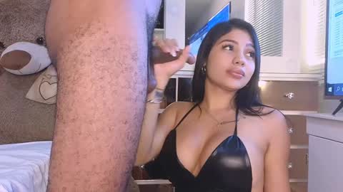 O GINA AND AKEMI    online show from 13, 12, 2024