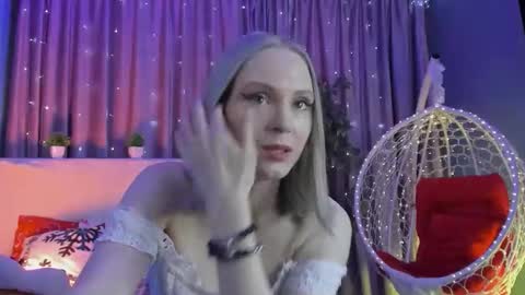 Snapshot of gina_lovelyy chatting on 7, 3, 2026 Gina online show from 7, 3, 2026