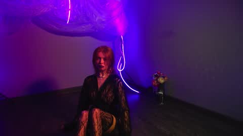        im expecting 350 thumbs up on my altar   online show from 21, 12, 2024