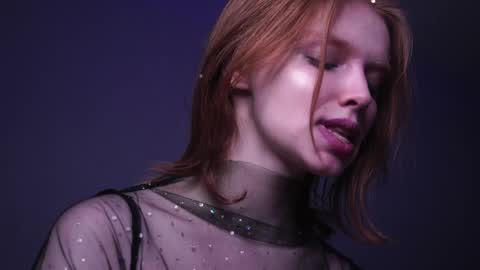        im expecting 350 thumbs up on my altar   online show from 23, 12, 2024