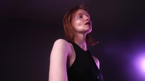        im expecting 350 thumbs up on my altar   online show from 29, 12, 2024