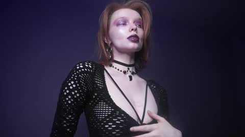        im expecting 350 thumbs up on my altar   online show from 27, 2, 2025