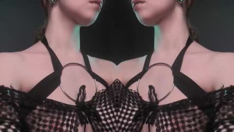        im expecting 350 thumbs up on my altar   online show from 17, 12, 2025